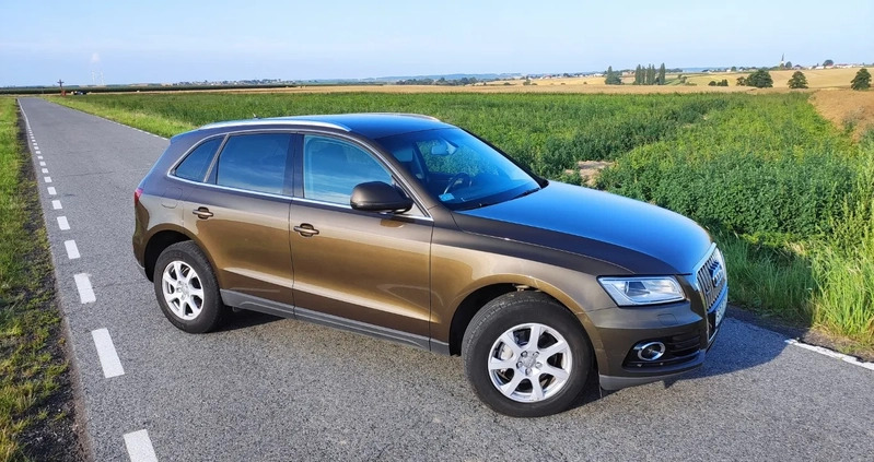 Audi Q5 cena 71900 przebieg: 129000, rok produkcji 2012 z Racibórz małe 326